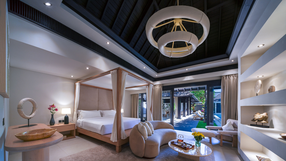Elite Havens - Des Indes II - Seminyak Bali Indonesia - Opulent master suite